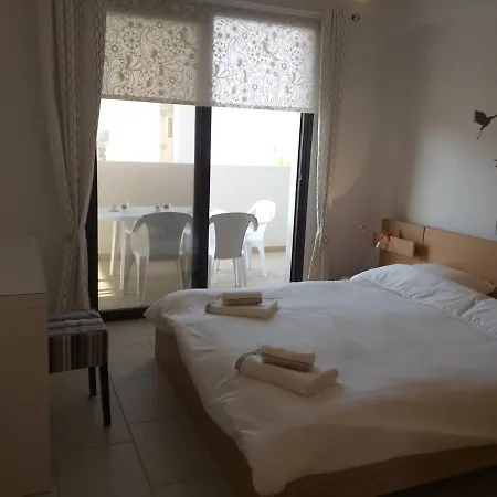 Horizon Luxury 4 Апартаменты Ларнака